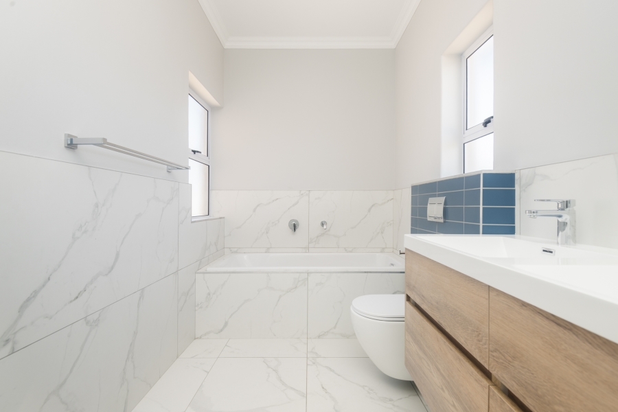 4 Bedroom Property for Sale in Langebaan Country Estate Western Cape